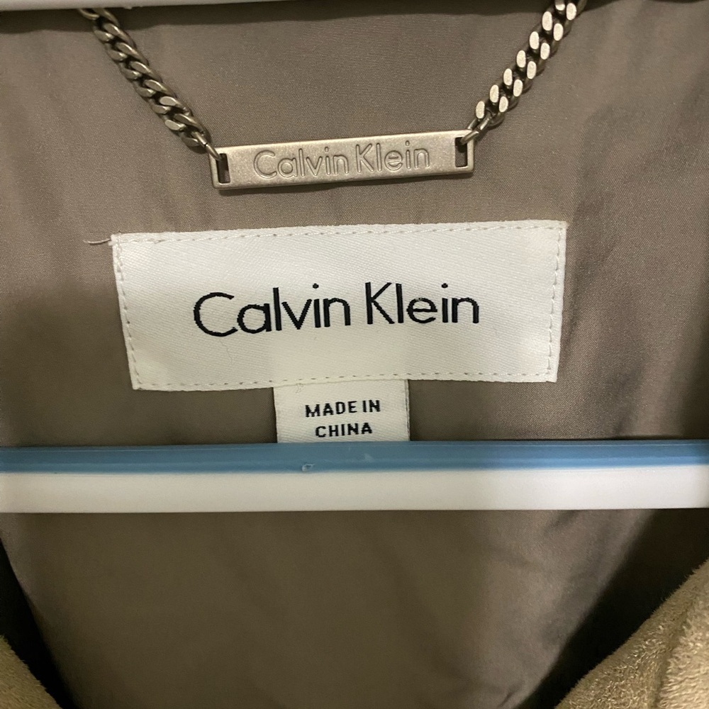 Calvin Klein Beige Faux Suede Utility Jacket Size Medium Like New Condition - Picture 2 of 12
